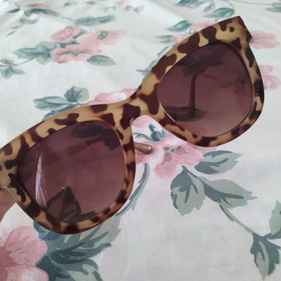 *SALE* Leopard Cat Eyes Sunglasses Safari Animal Print - Picture 2 of 7